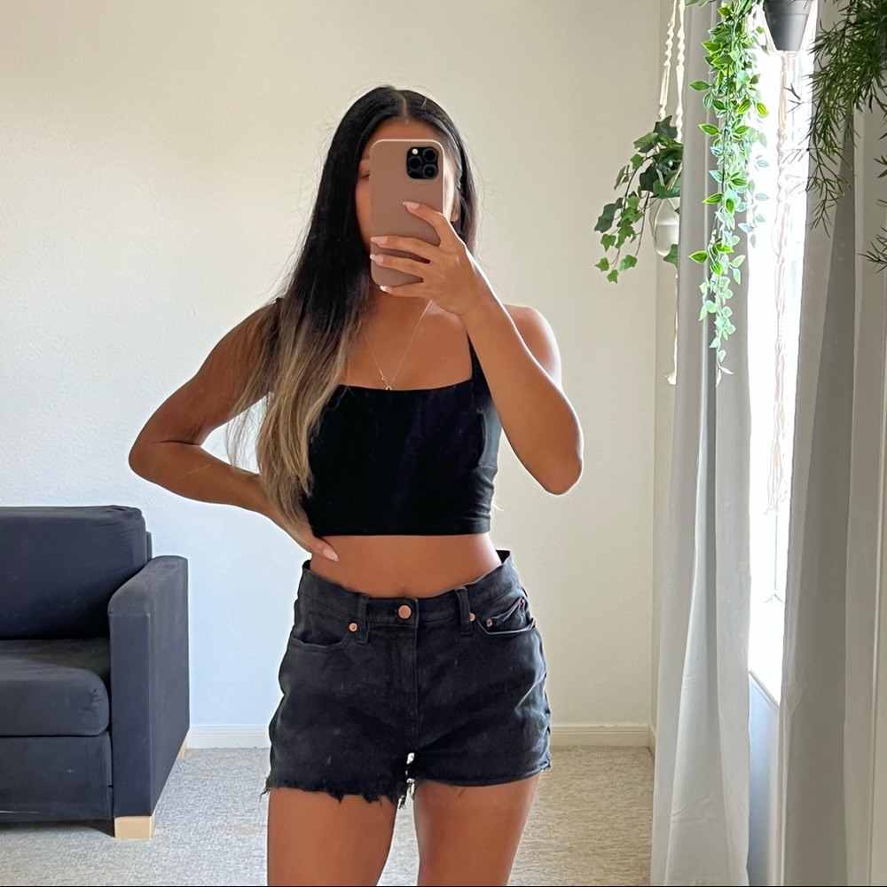 PINK by Victoria’s secret Black Denim High-Waisted Shorts 🖤